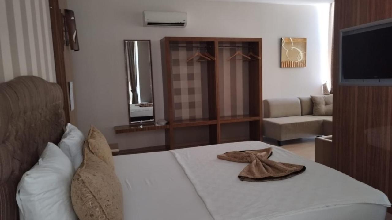 Lueks Hotel Mersin (Mediterranean) Exterior photo